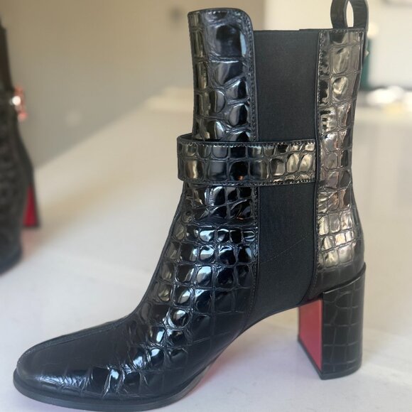 Christian Louboutin Chelsea Booty black embossed crocodile-effect calf leather - Picture 4 of 8